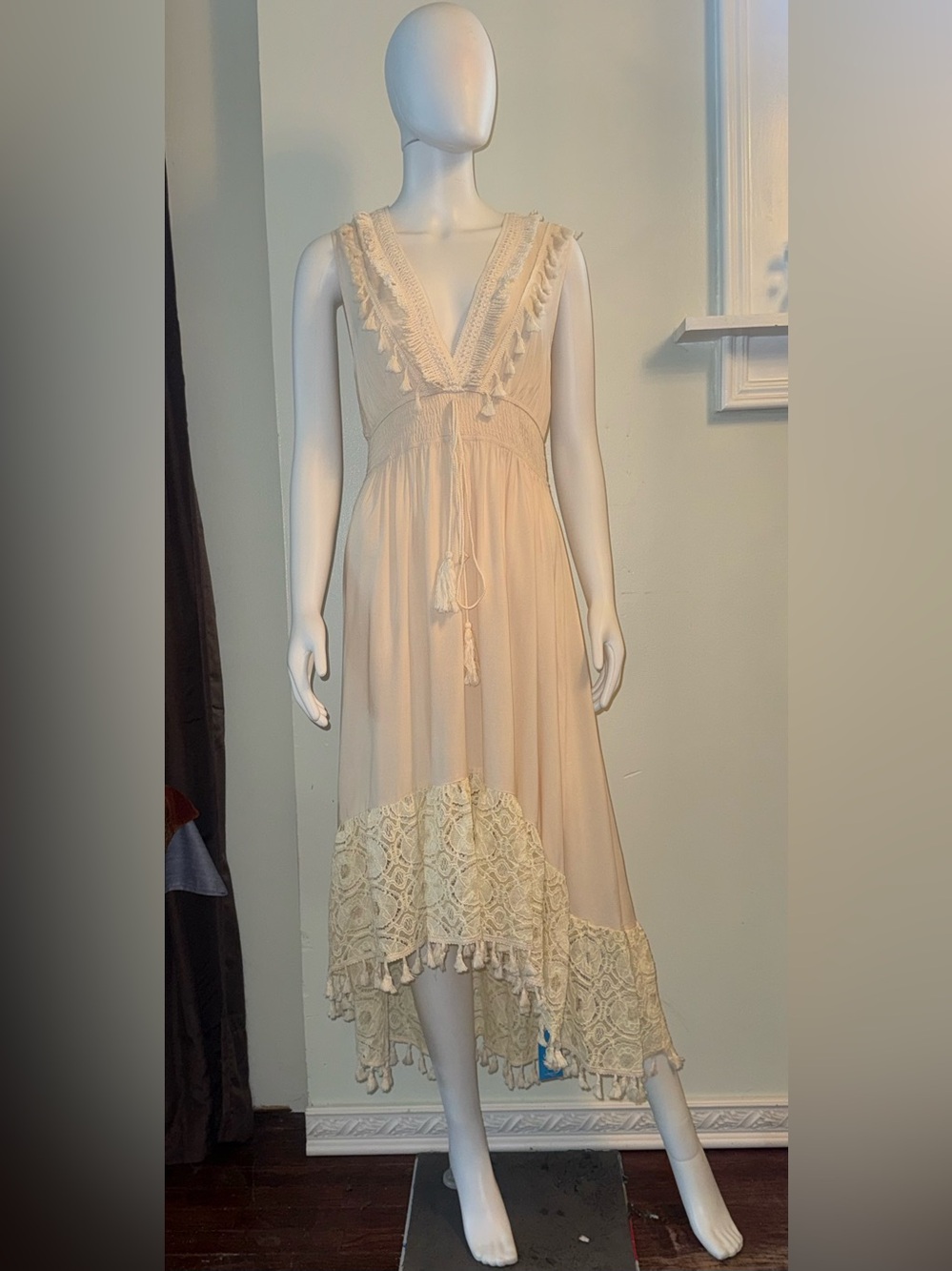 Cupshe Cream Tassel-Trim Lace Midi Dress